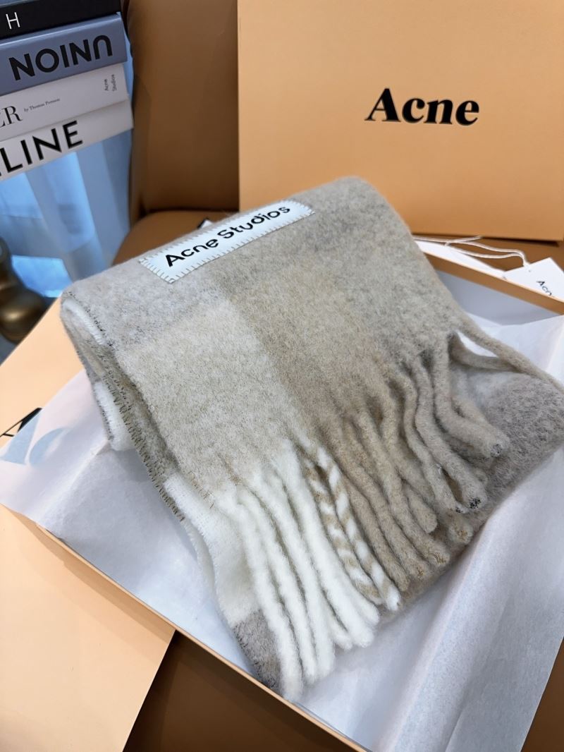 Acne Scarf